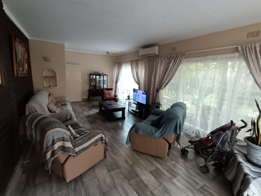 4 Bedroom Property for Sale in Protea Park North West